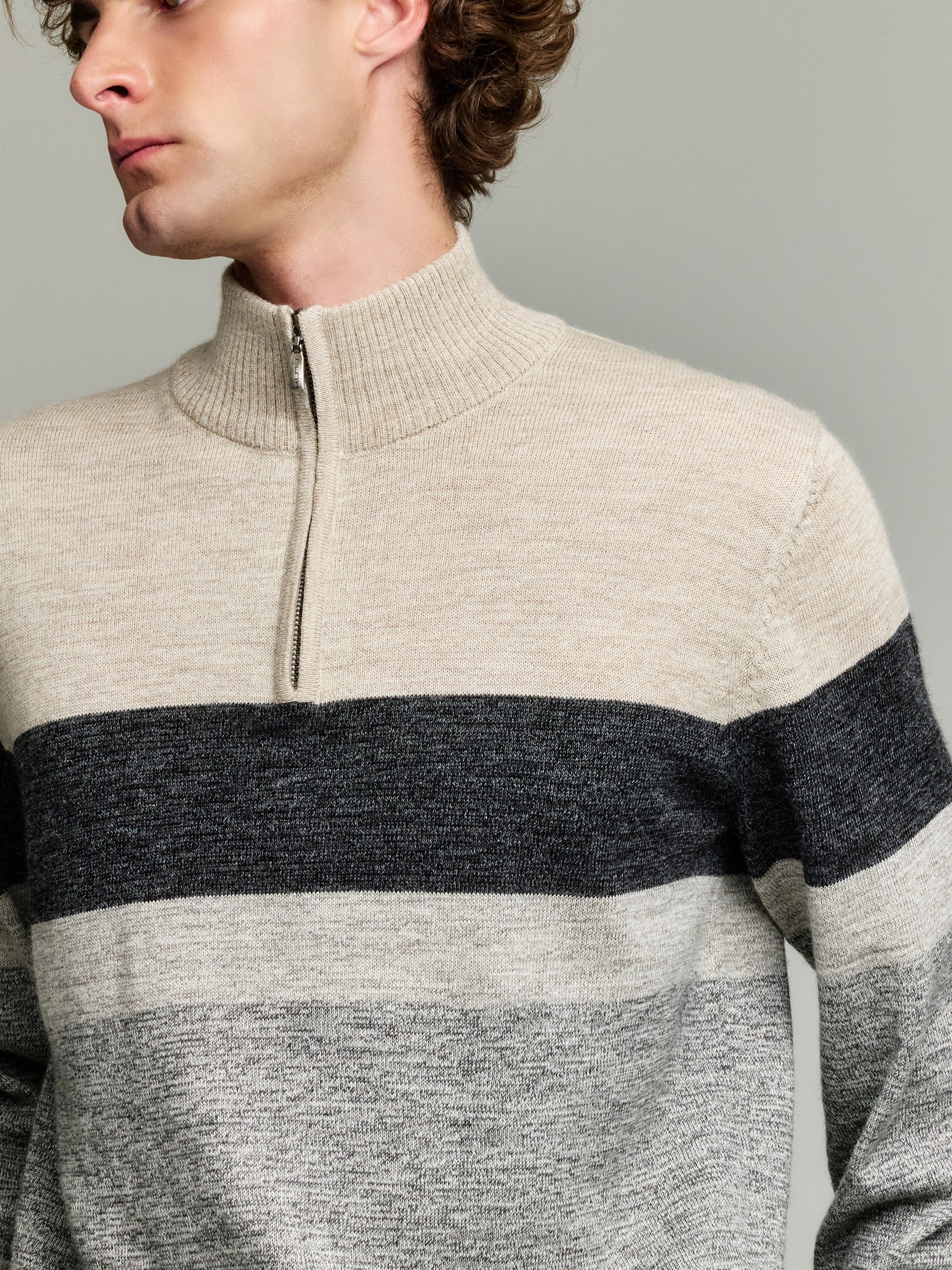Yonas Sweater Baby Alpaca Color Grey - Image 5