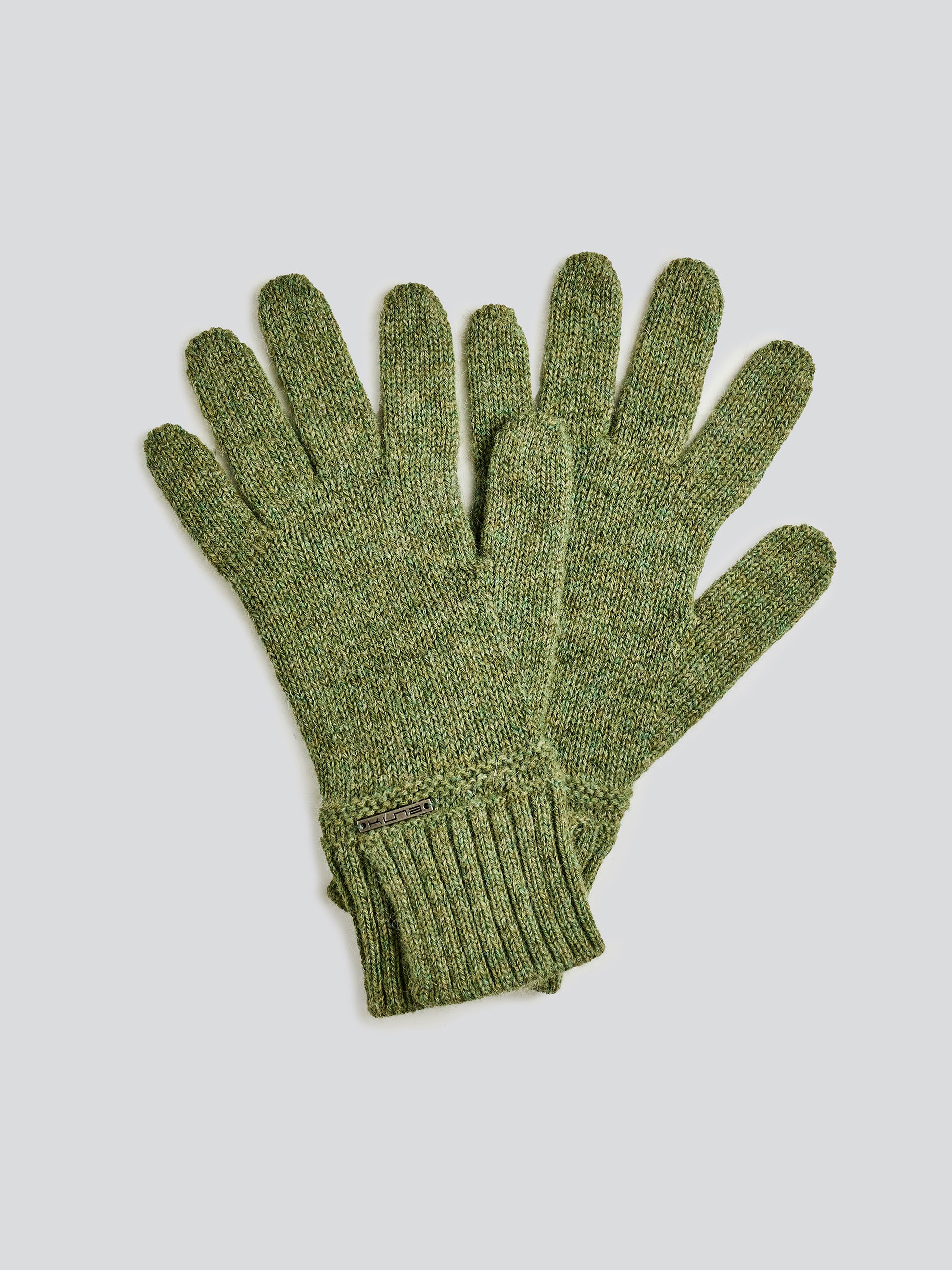 Yrma Gloves Baby Alpaca Color Green - Image 2