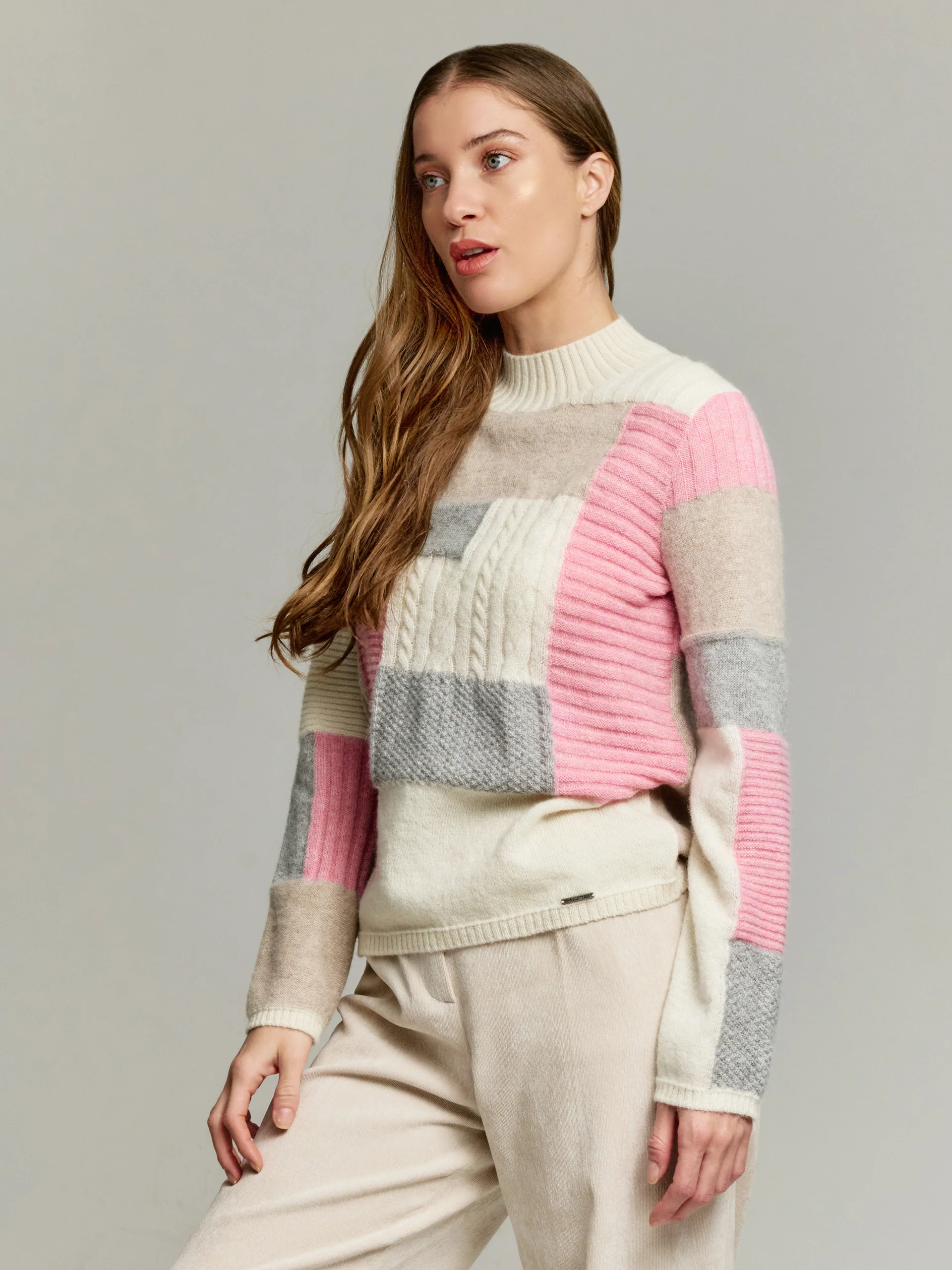 Ysrael Sweater Baby Alpaca Color Ecru - Image 2