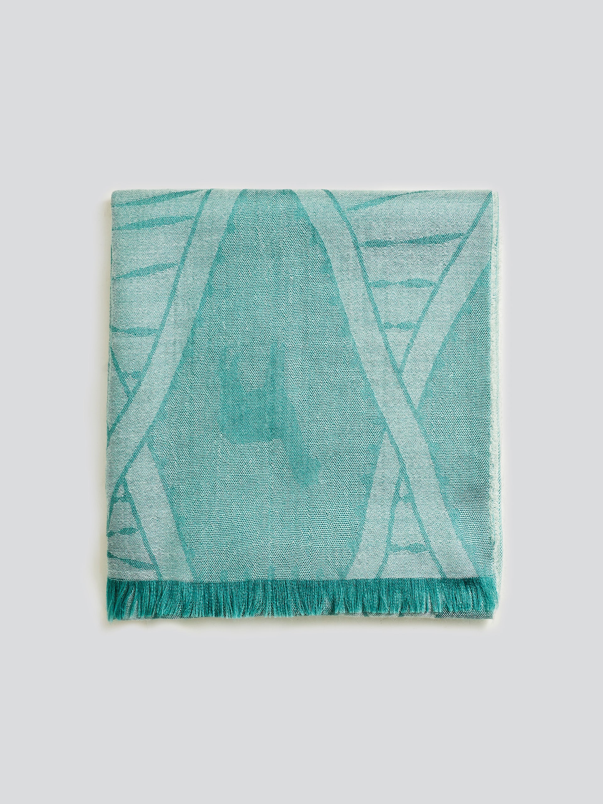 Yuca Shawl Baby Alpaca Color Green - Image 2