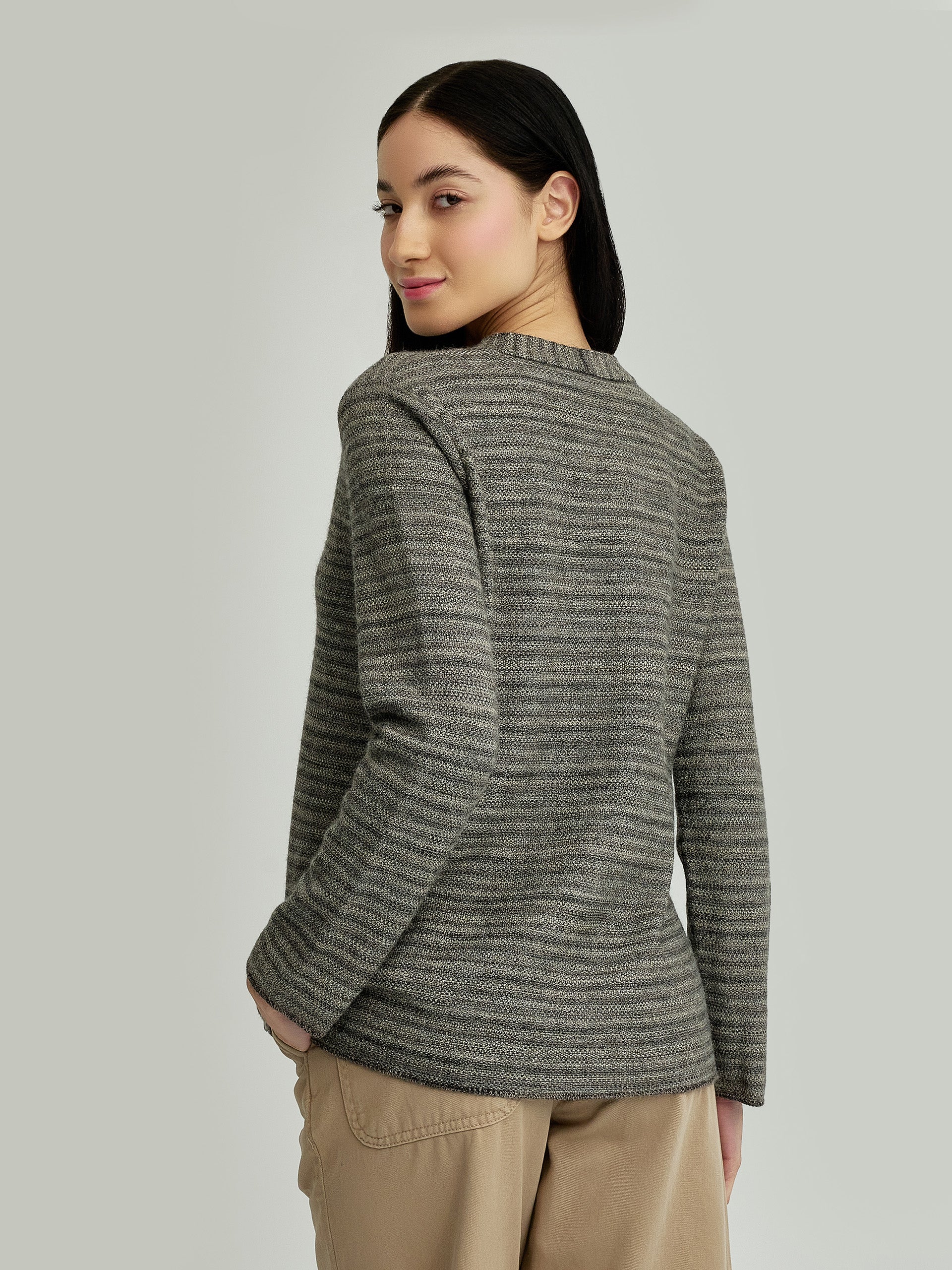 Yudith Cardigan Baby Alpaca Color Beige - Image 3