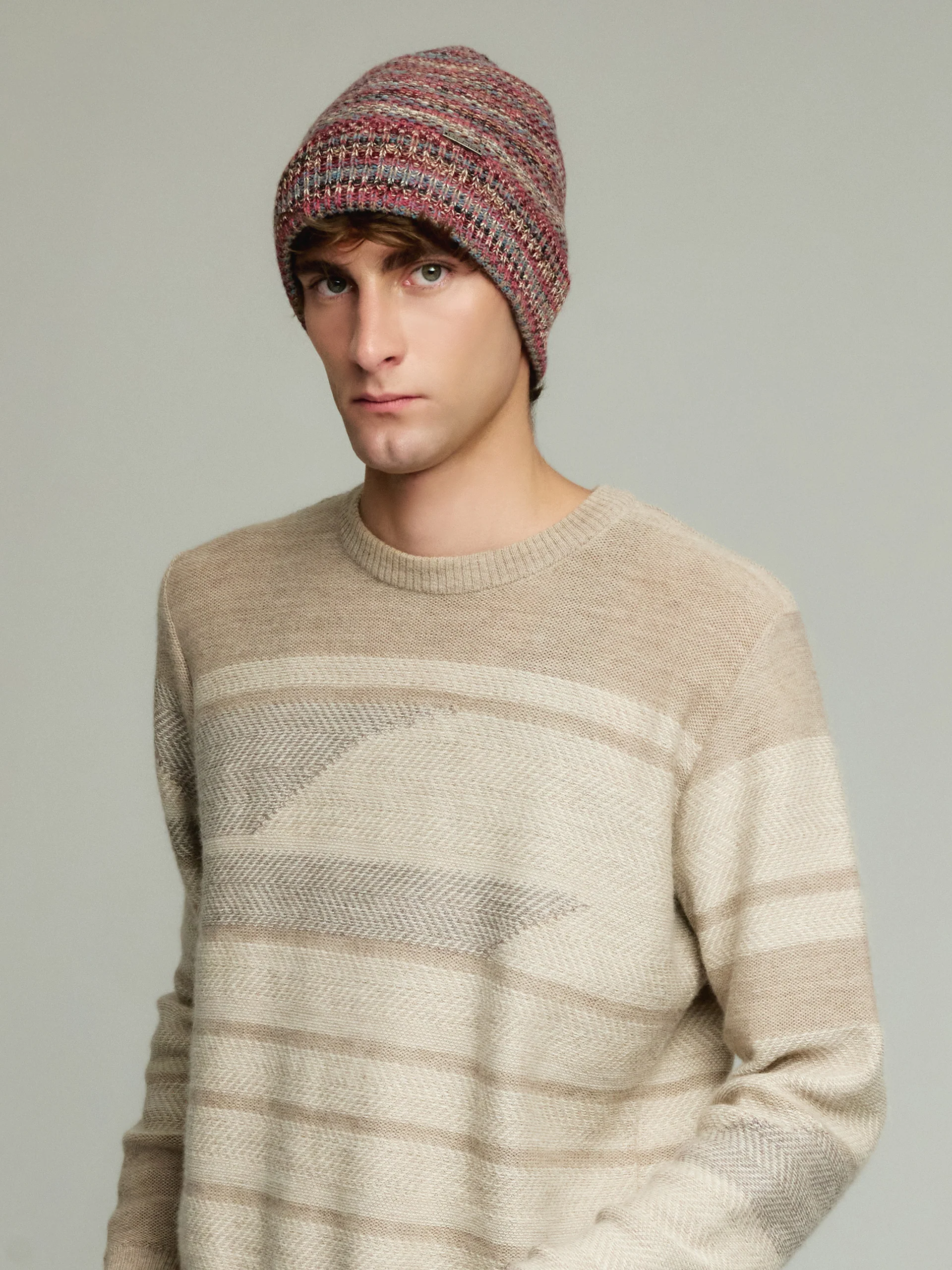 Yudith Hat Baby Alpaca Color Red - Image 4
