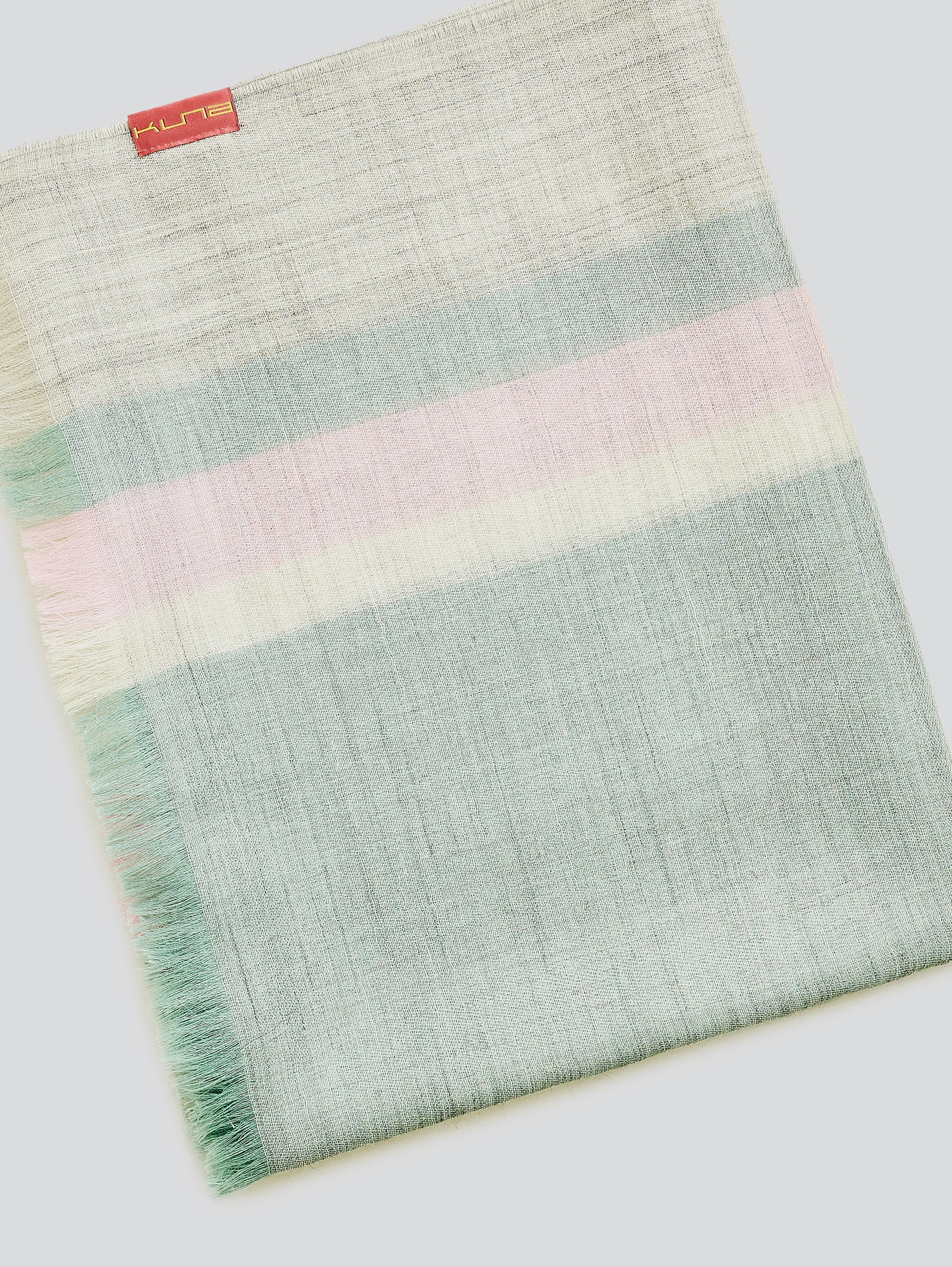 Yumalay Shawl Baby Alpaca Color Green - Image 4