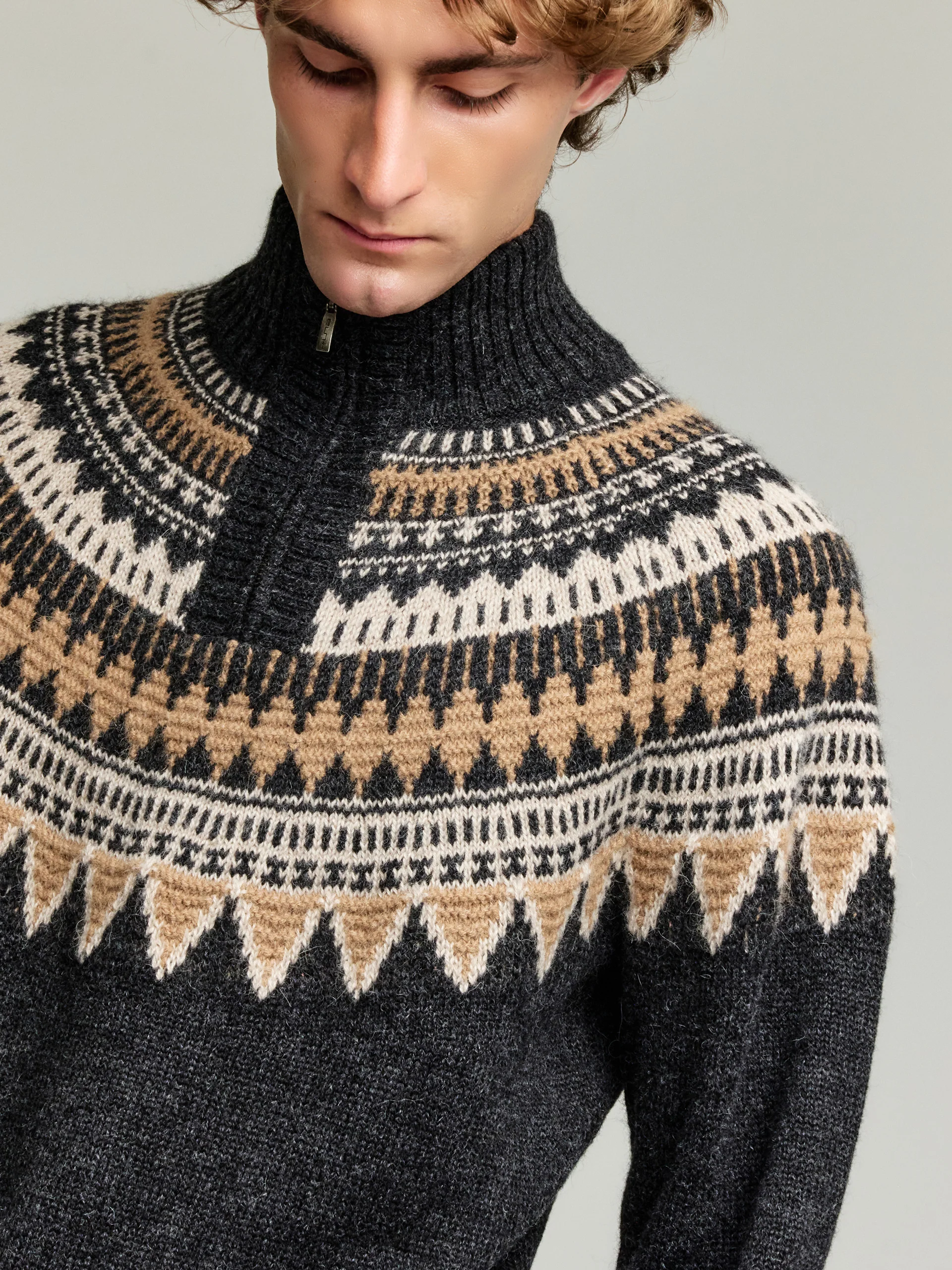 Yvor Sweater Baby Alpaca Color Black - Image 5