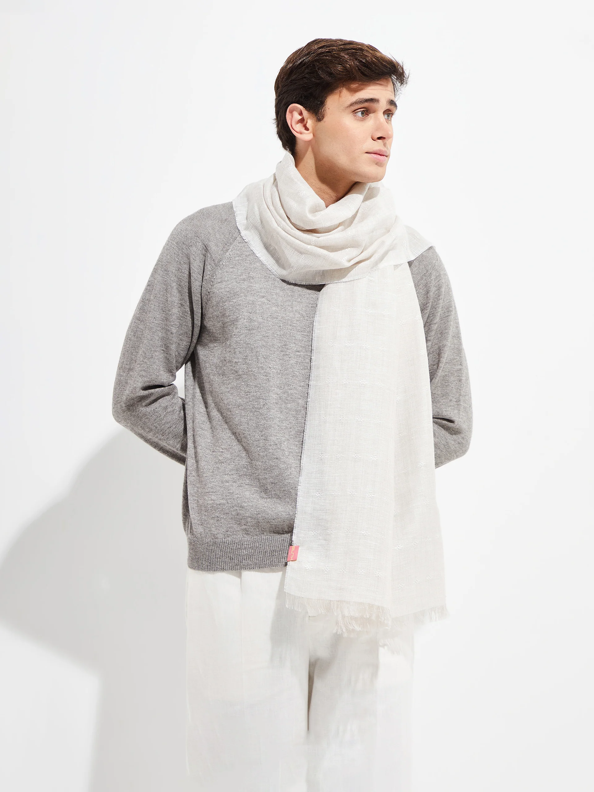 Yvory Shawl Linen Color Beige - Image 4