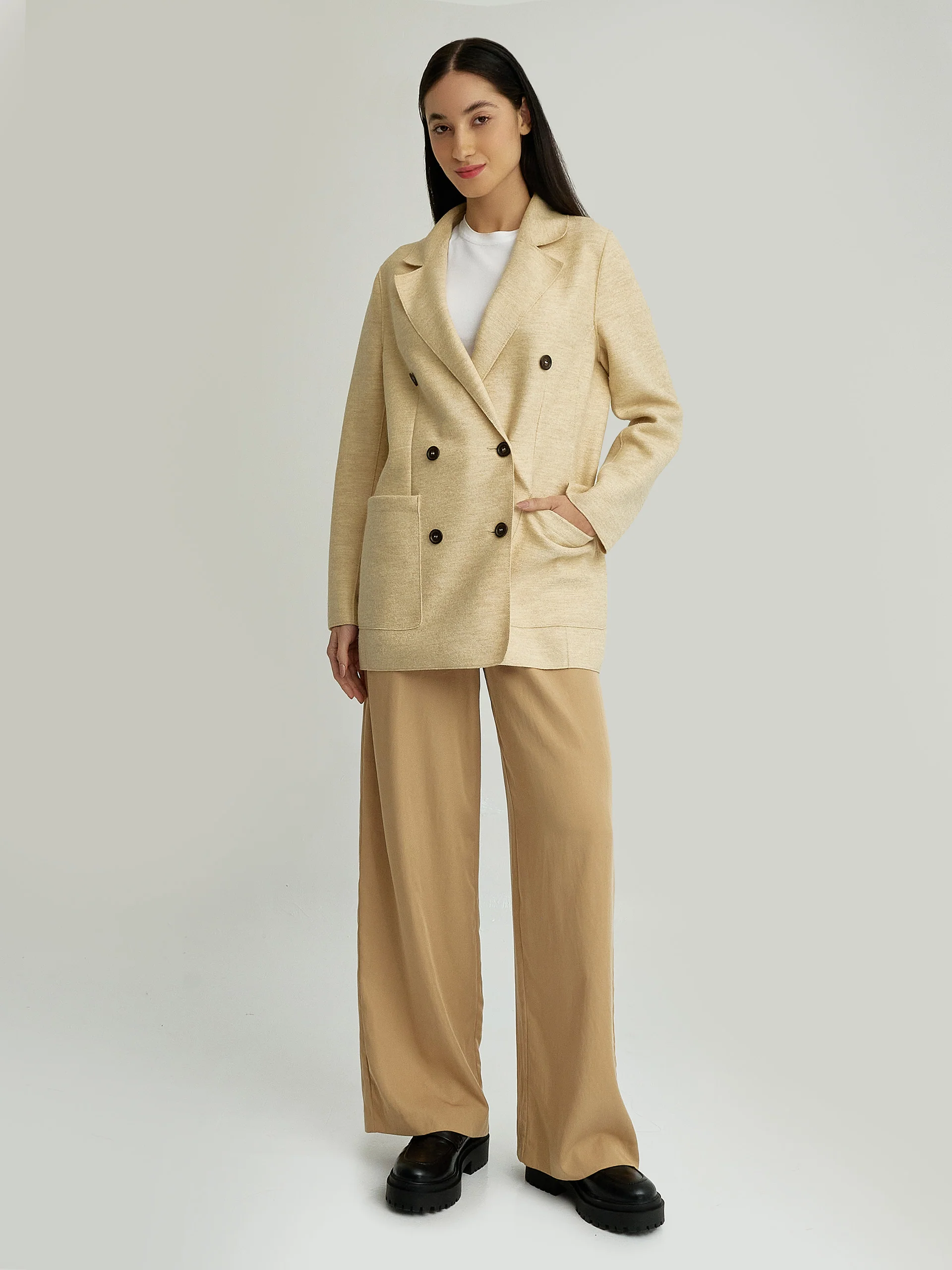Yvrea Coat Alpaca Color Beige - Image 4