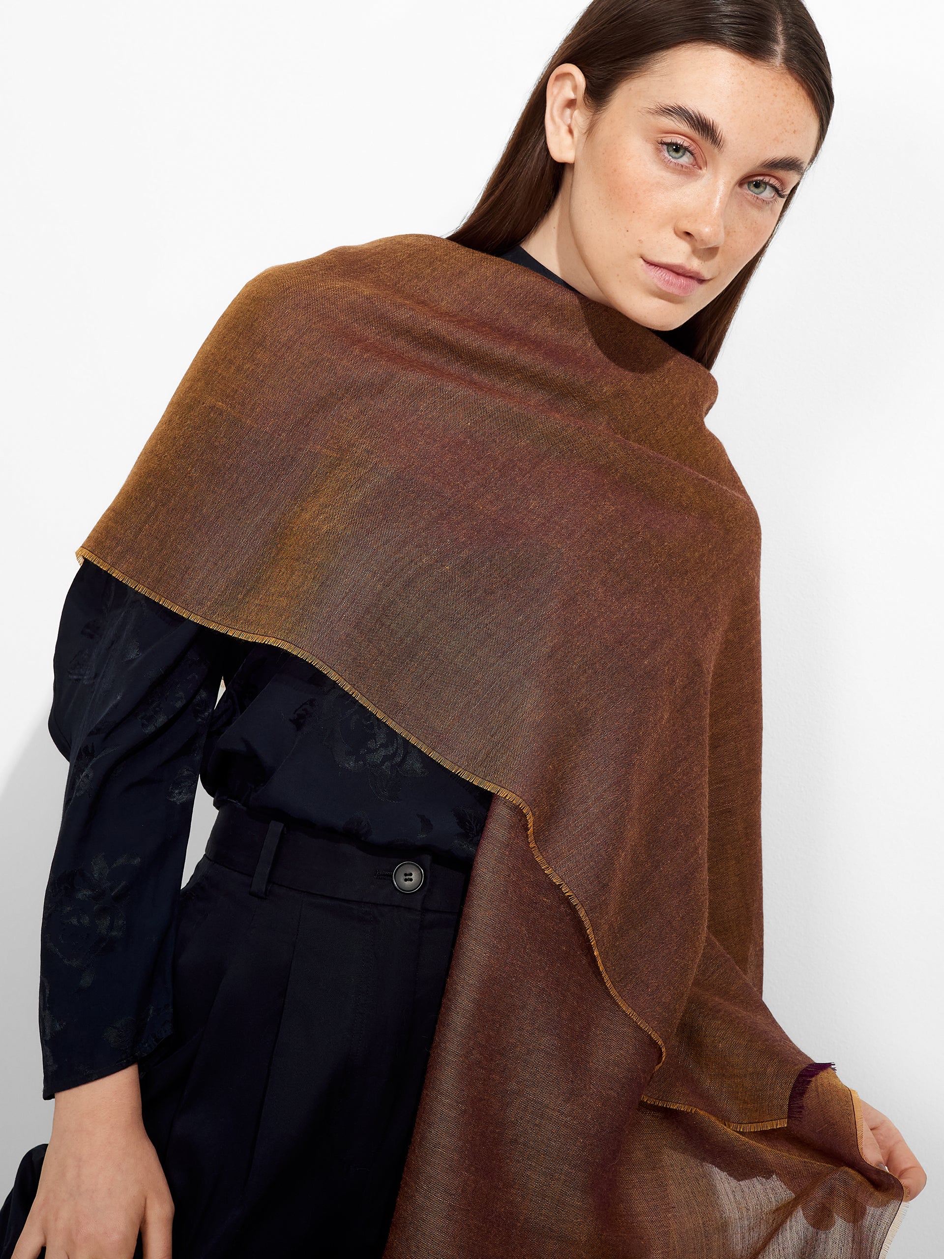 Zaina Shawl Baby Alpaca Color Brown - Image 3