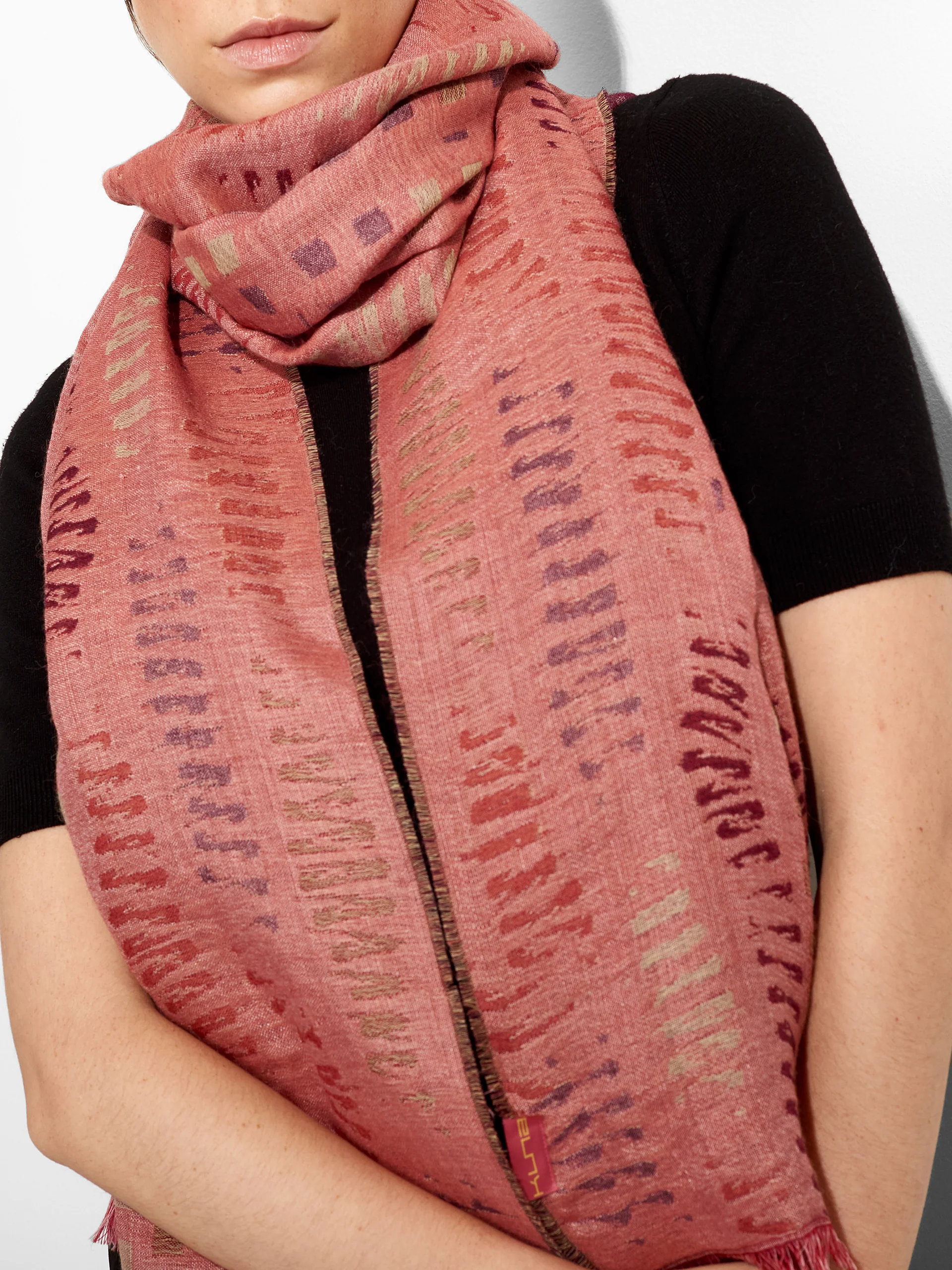Zane Shawl Baby Alpaca Color Pink - Image 3