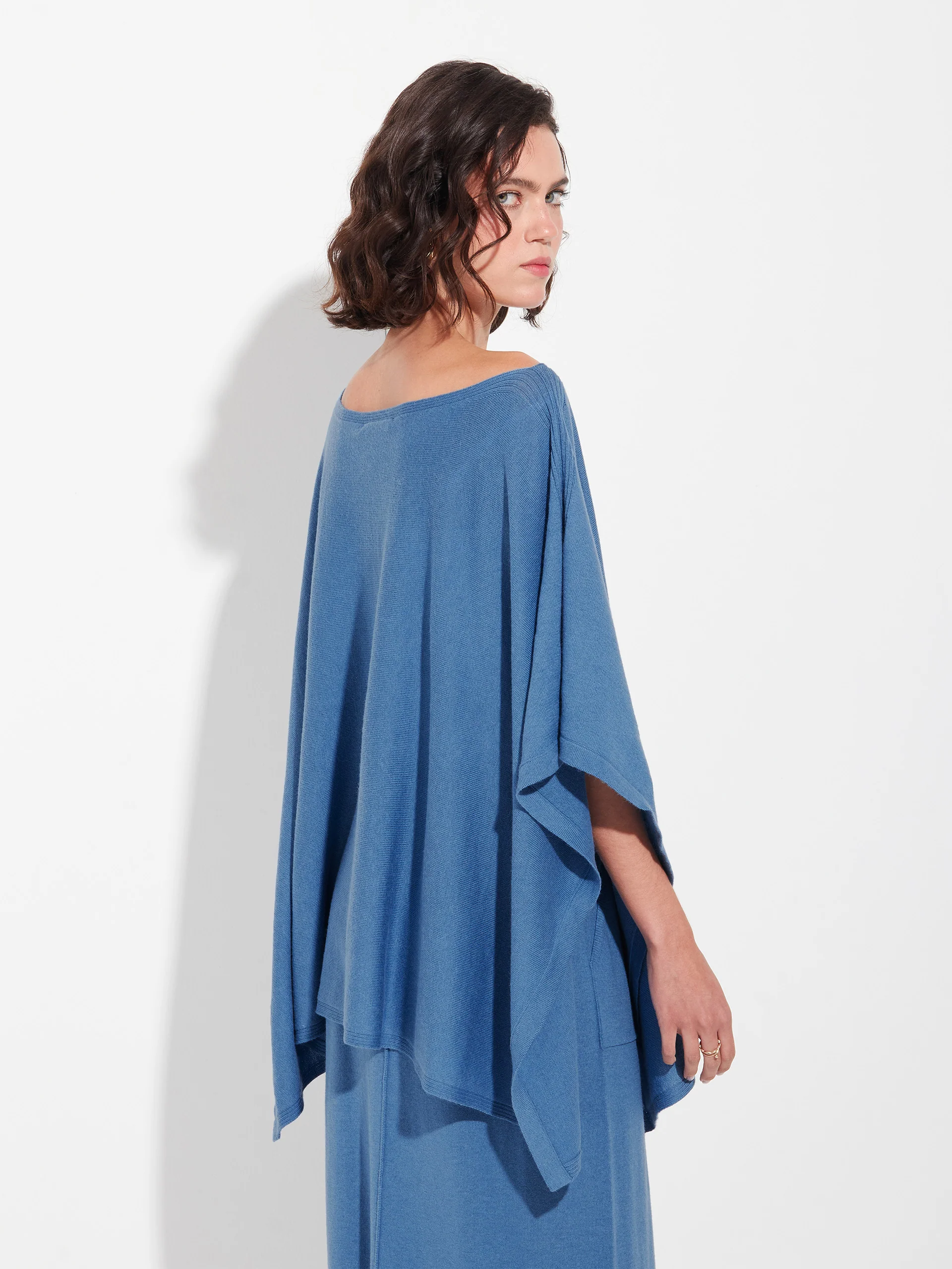 Zarah Poncho Cotton Color Blue - Image 3