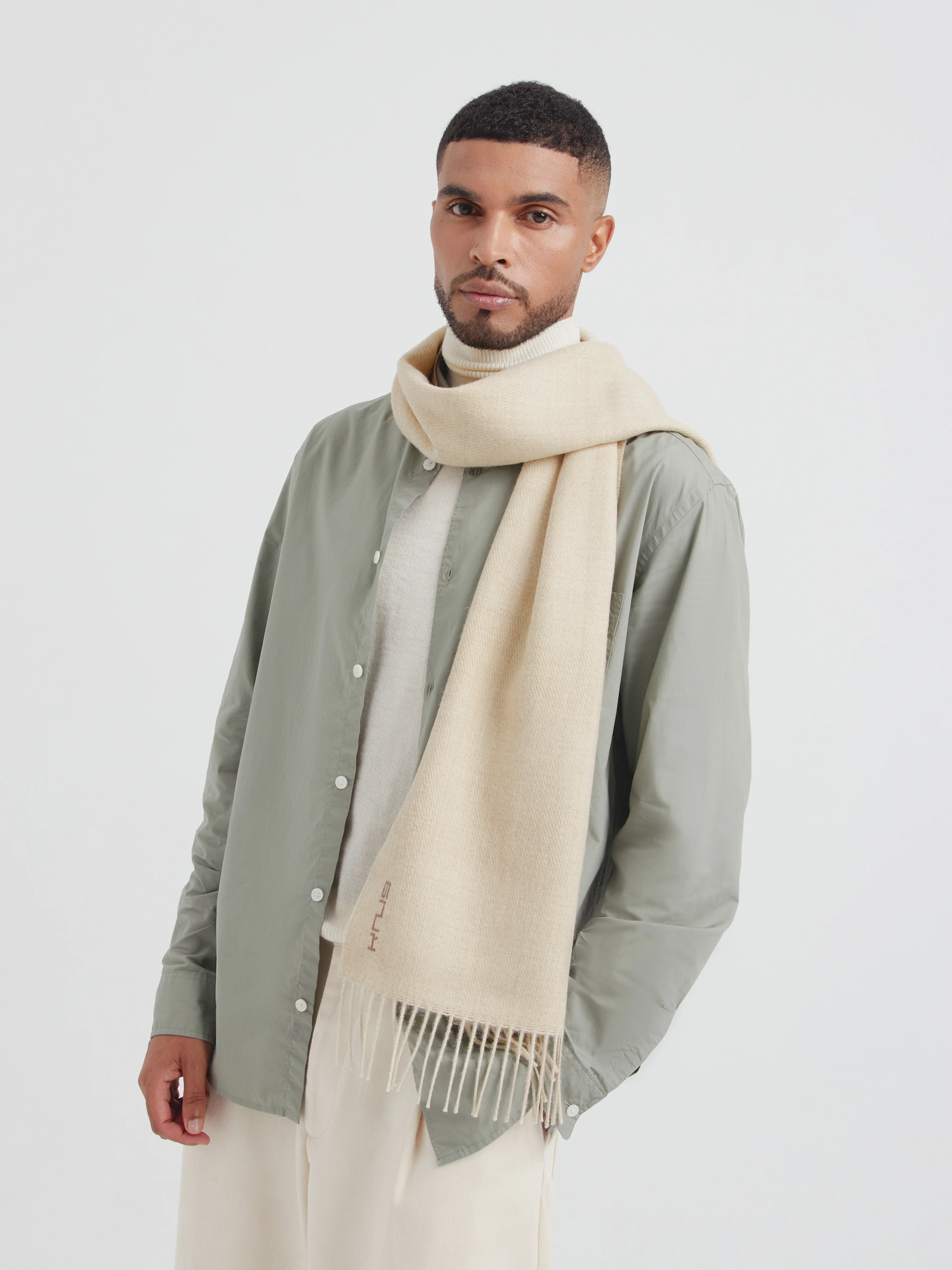 Zeta B Scarf Baby Alpaca Color Beige - Image 4