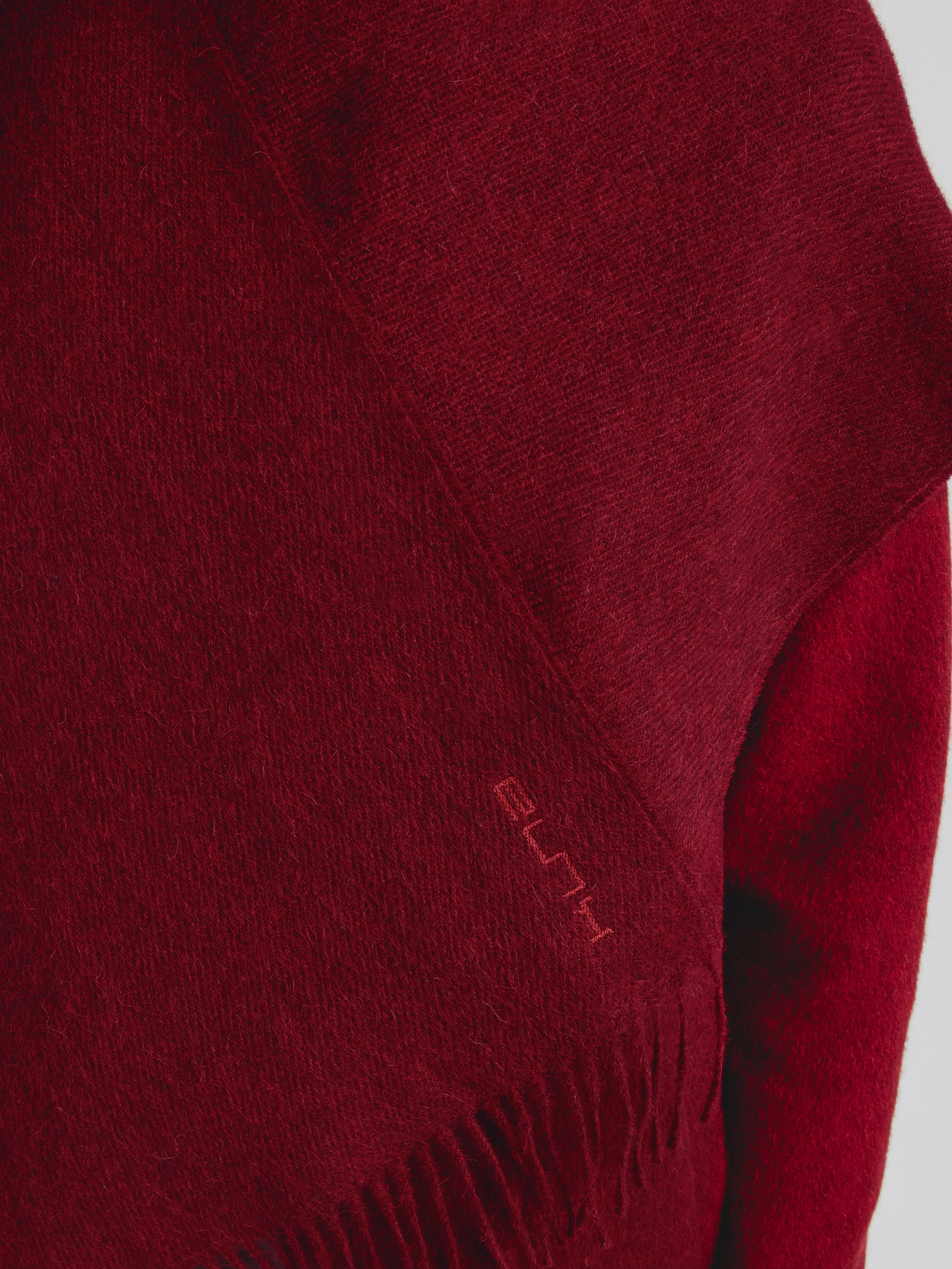 Zeta B Scarf Baby Alpaca Color Cherry - Image 3