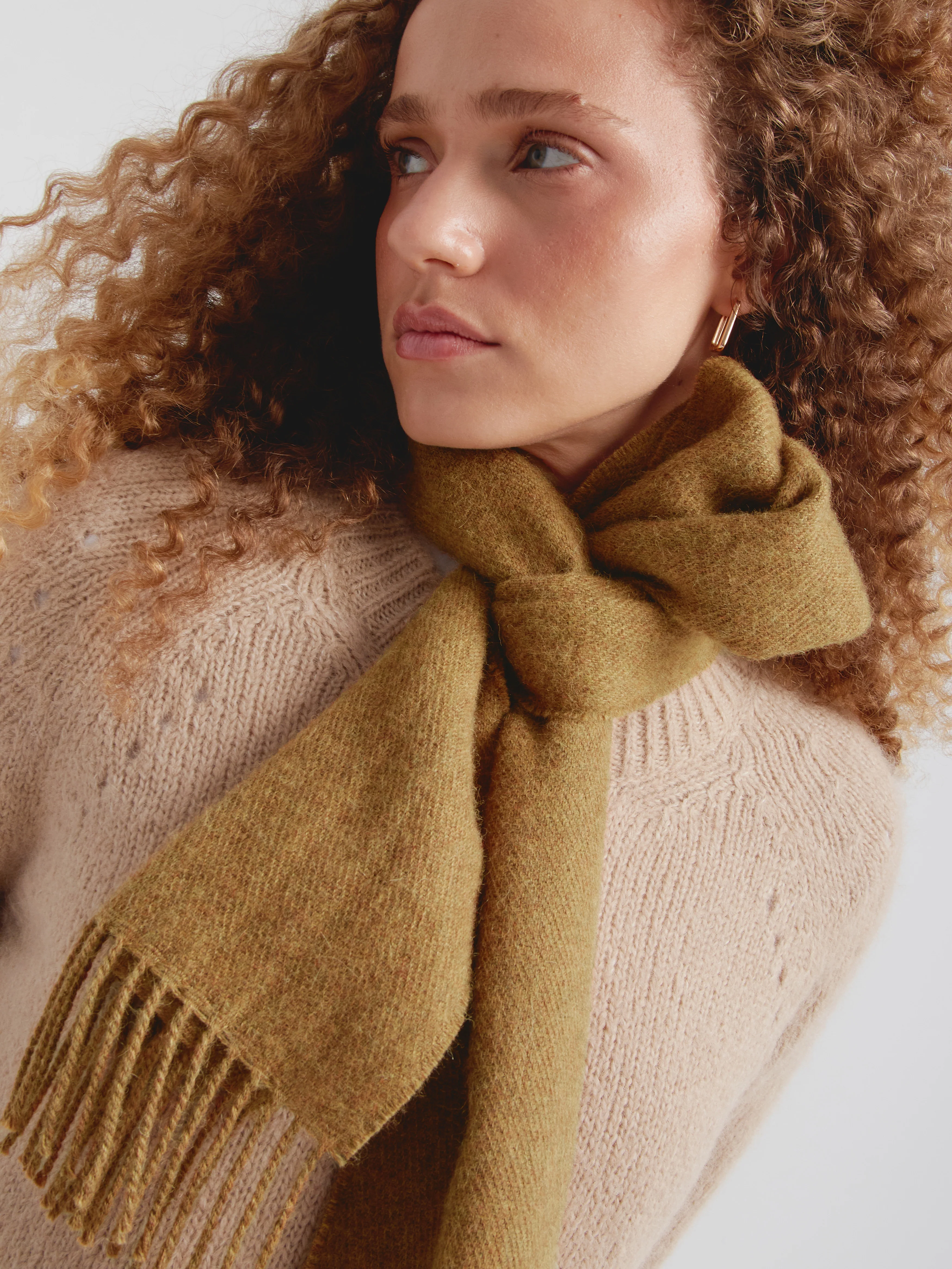 Zeta B Scarf Baby Alpaca Color Yellow - Image 3