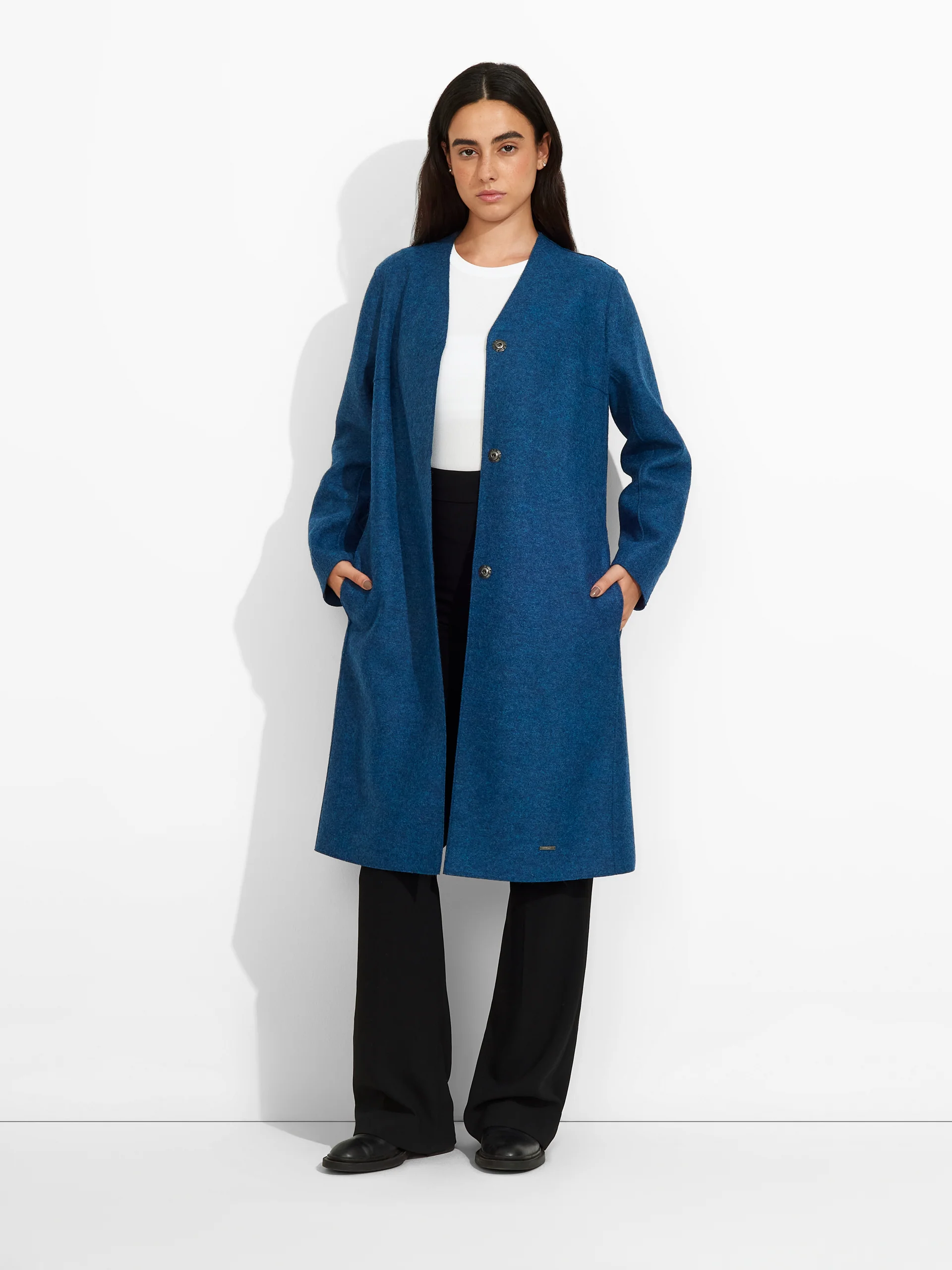 Zumi Coat Alpaca Color Blue - Image 4