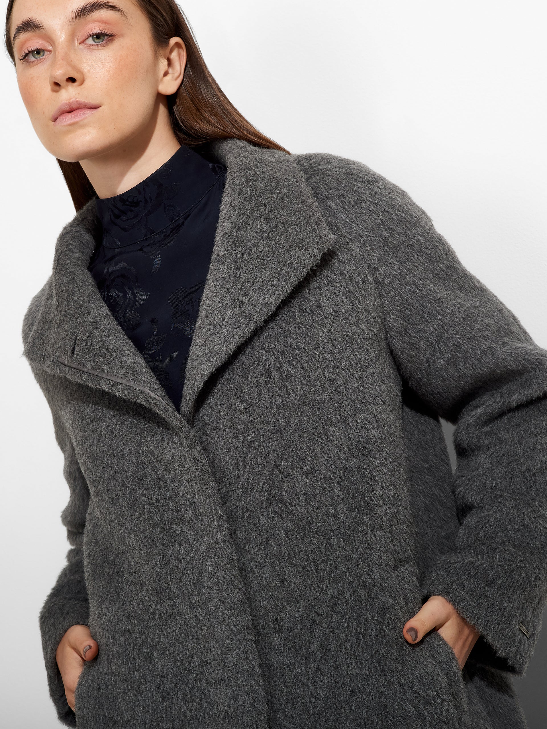 Zurich Coat Suri Alpaca Color Grey - Image 5